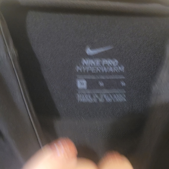 Nike ProHyperWarm Top - Picture 3 of 6